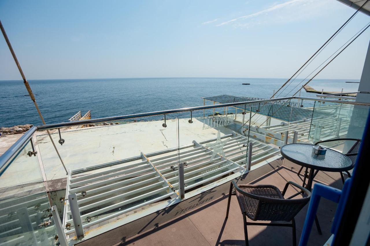 Marine Residence Odessa Exterior foto